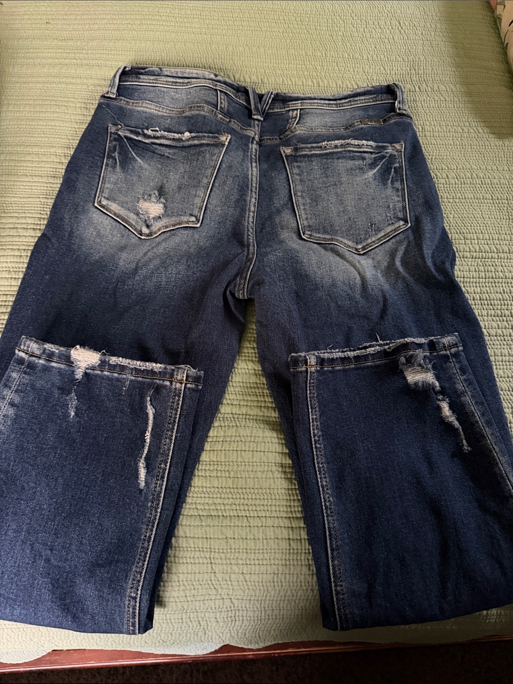 Dark Blue Distressed Women’s Jeans - Classic capri Style